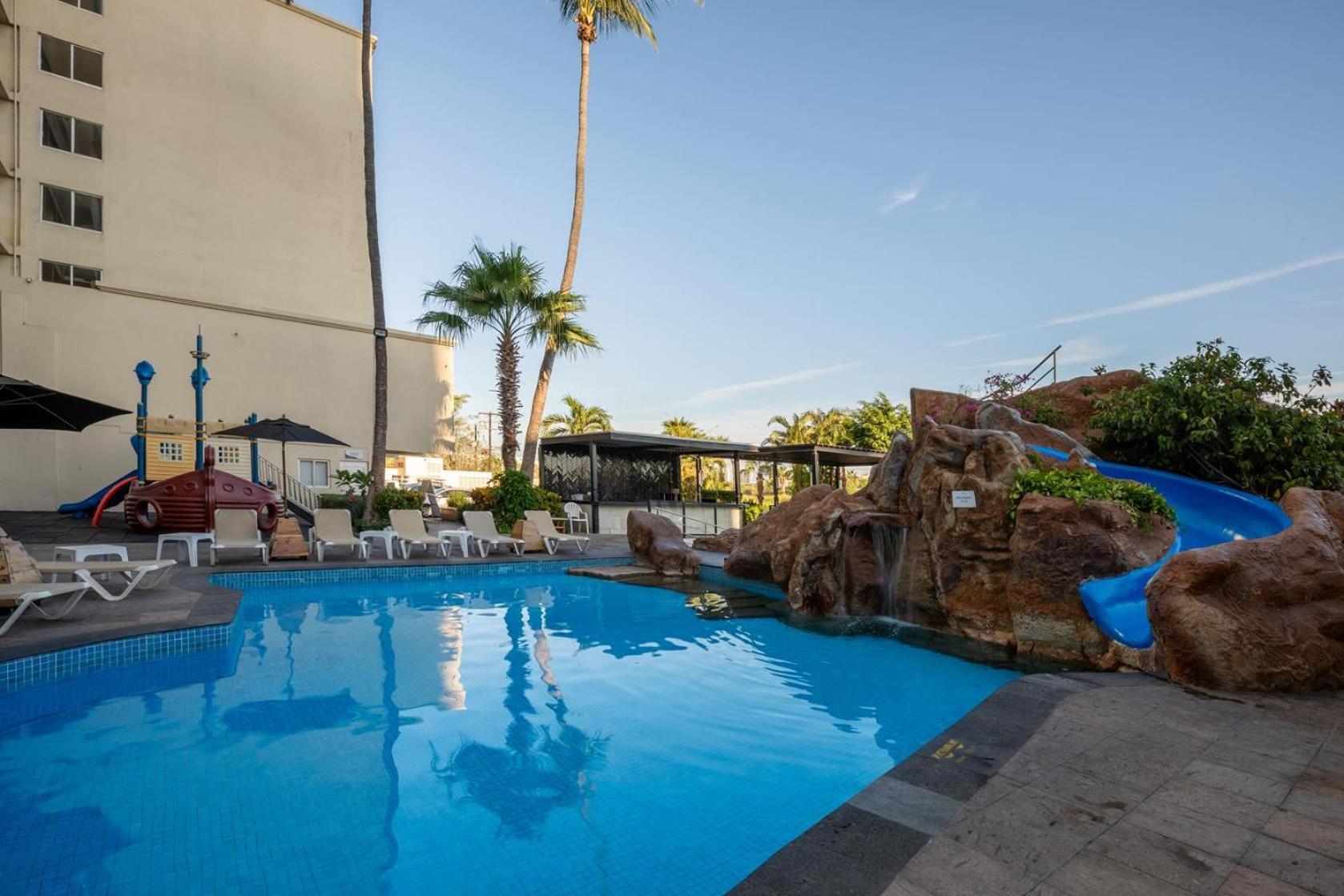 Don Pelayo Pacific Beach Mazatlán Exteriör bild
